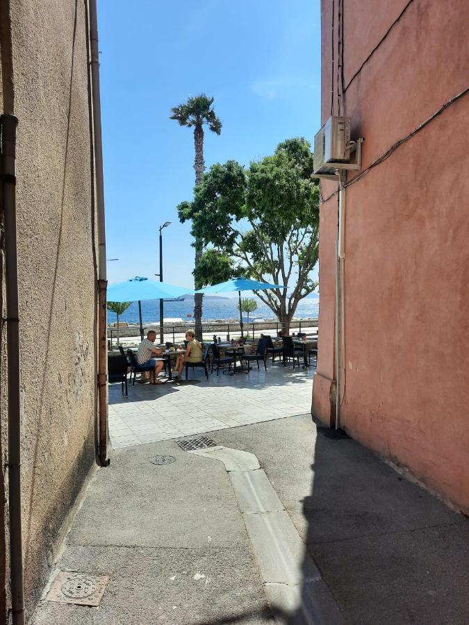 Renovated Fully Equipped Studio For 2 To 4 Pers Apartment La Ciotat Exterior photo